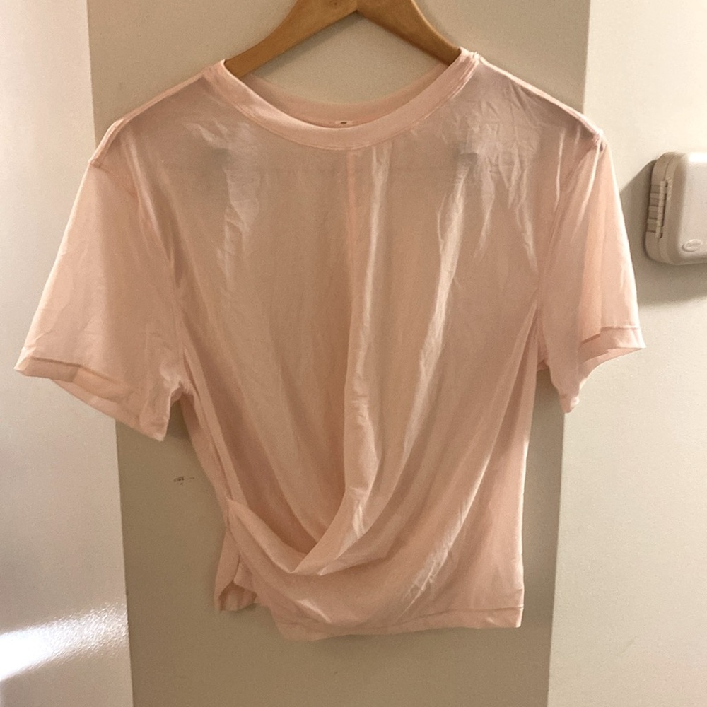 Lululemon mesh workout top